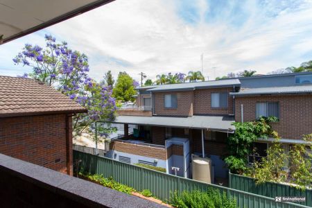 Stylish 1-Bedroom Apartment in Prime Location - Photo 5