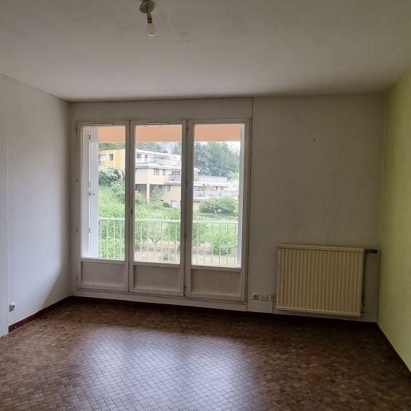 Location Appartement 2 pièces 43m² PRIVAS 07000 - Photo 1