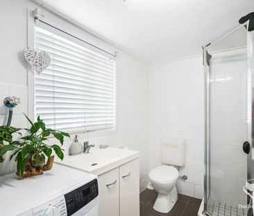 24 Zorina Street, Browns Plains - Photo 2