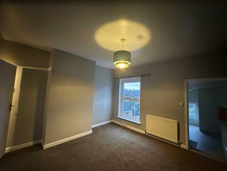 2 bedroom townhouse to rent - Photo 4