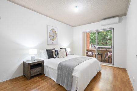 Bright 2 Bedroom Unit - Photo 5