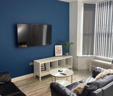 4 bedroom house to rent - Photo 2