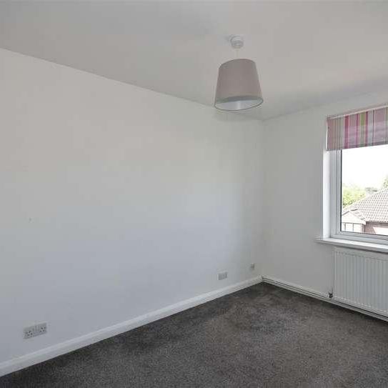 Warren Road, North Chingford, E4 - Photo 1