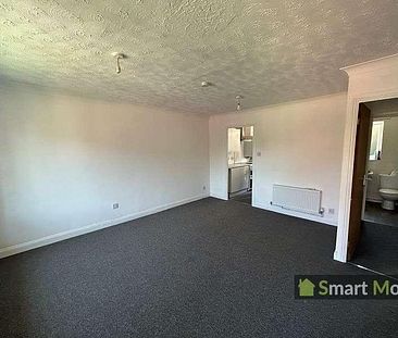 Hoylake Drive, Farcet, Peterborough, Cambridgeshire, PE7 - Photo 2