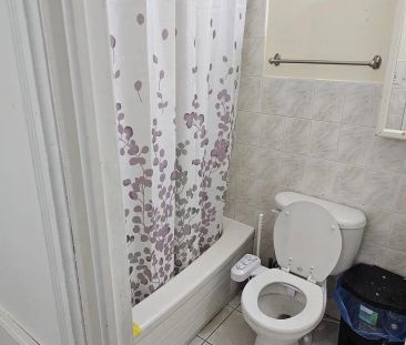 3148 THE COLLEGE WAY - Photo 6