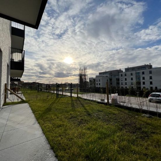 Appartement te huur - Photo 1