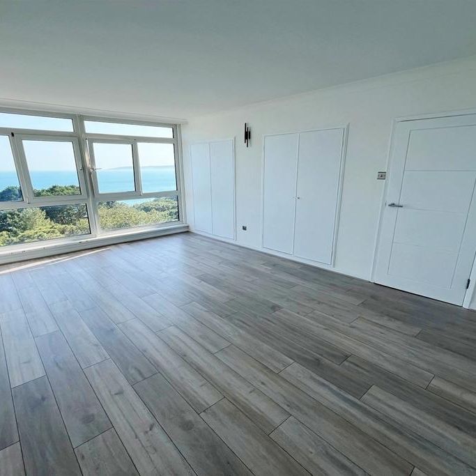 3 bedroom flat to rent - Photo 1