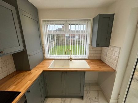 Wylva Avenue, Crosby, L23 0TH - Photo 4