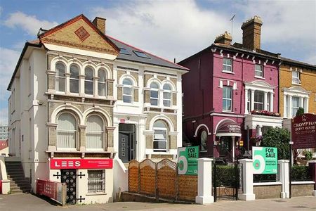 Lampton Road, TW3 - Photo 3