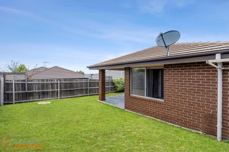 17 Nordeck Street, Casey ACT 2913 - House For Rent | Domain - Photo 4