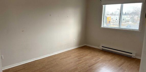 4 1/2 à louer 1450$ / mois - Photo 2