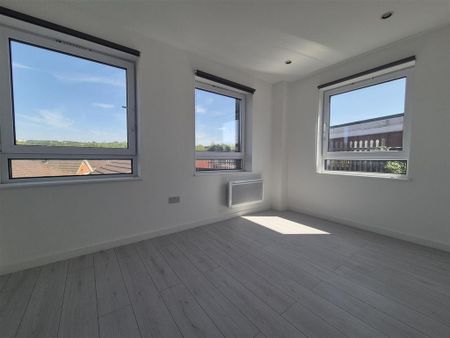 2 bedroom apartment to rent - Photo 5