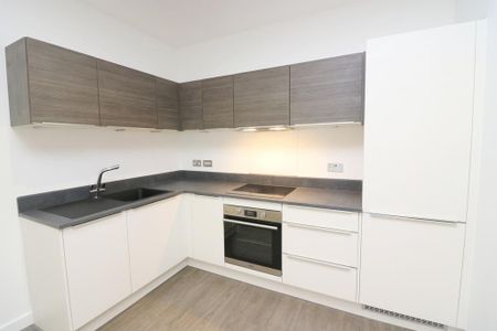1 bedroom ground floor flat to rent - Photo 5