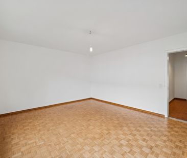 APPARTEMENT CONFORTABLE À L’EMPLACEMENT CENTRAL - Foto 1