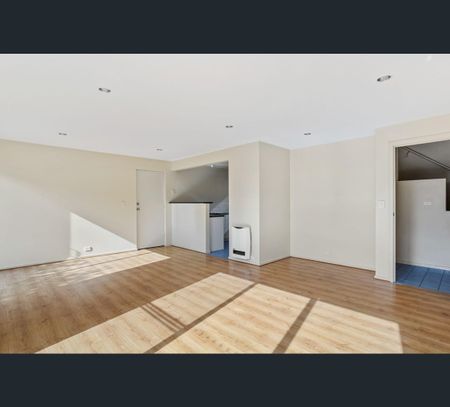 1/10 Bedford Street, New Town, Tas 7008 - Photo 4