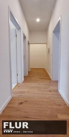 neue EBK, neues Laminat, Balkon und Zentrumsnah - Photo 5