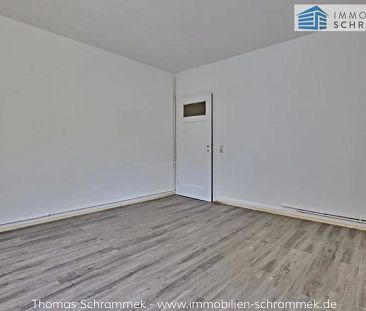 RUHIGE LAGE IN ISERLOHN DÖRDEL - 2 ZIMMER-ETAGENWOHNUNG MIT GROSSER... - Foto 1