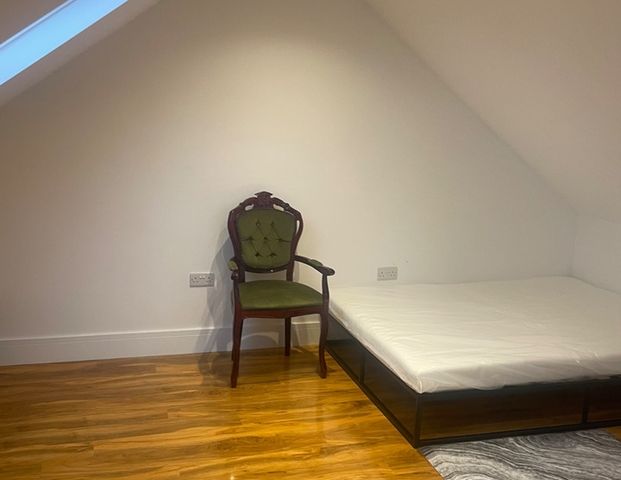 Room in a Shared House, Wards Road, IG2 - Photo 1