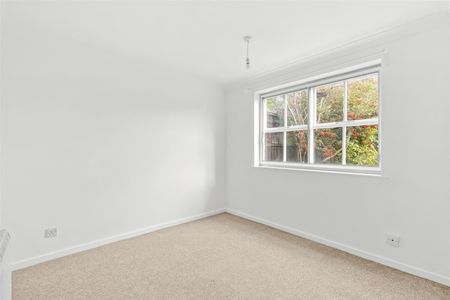 Hillary Close, Aylesbury - Photo 5