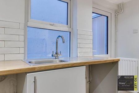 14 Beatrice Road, Bangor, BT20 5DG - Photo 4