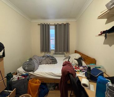 5 bedroom semi-detached house to rent - Photo 3