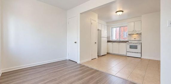 2 CH - 1 SDB - Montréal - $1,300 /mo - Photo 2