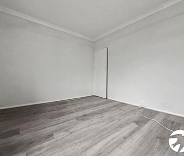 3 bedroom end of terrace house to rent - Photo 4