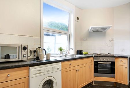 88A BURLEY ROAD Leeds - LS3 1JP - Photo 3