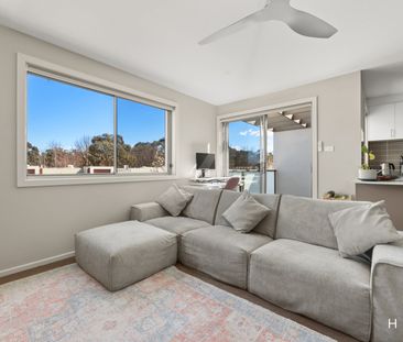 12/16 Berrigan Crescent, O'Connor ACT 2602 - Apartment For Rent | D... - Photo 2