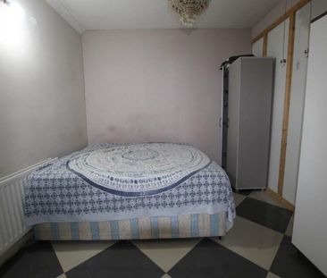 1 bedroom ground floor flat to rent - Photo 6
