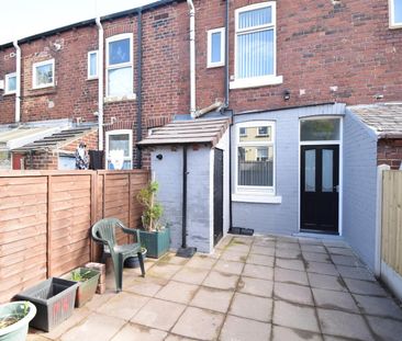 Whitehall Street, Wakefield - Photo 6