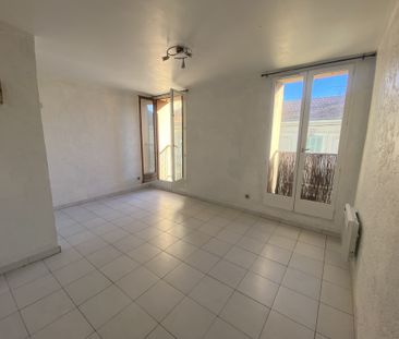 Location Appartement 2 pièces 31m² HYERES 83400 - Photo 2