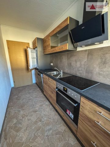 Frisch renovierte 2-Raum-Wohnung mit neuer Einbauküche in Beierfeld zu vermieten - Photo 3