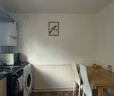 Room in a Shared Flat, Alexandra Road, TW3 - Photo 5