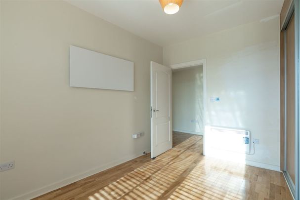 The Crescent, Park West, Dublin 12 - Photo 1