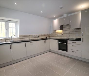 The Old Rectory, St Mary's Road, Greenhithe, DA9 9AS - Photo 4