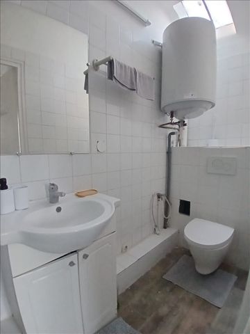 2 pièces - Meublé - 33,03 m² - 2ème étage - Colocation non autorisée - Photo 3