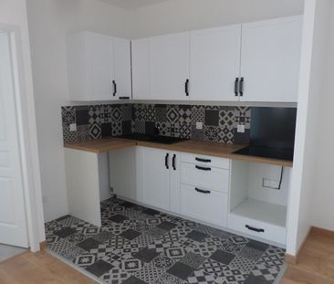 Location Appartement 4 pièces 83m² PERPIGNAN 66000 - Photo 6