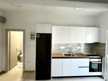 Διαμέρισμα για ενοικίαση - Βέλο, - Φωτογραφία 2