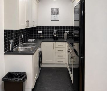 1 bedroom flat to rent - Photo 6