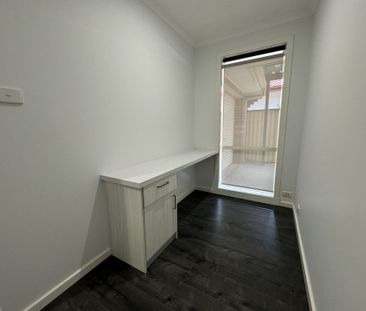 Perfectly Located Family Home ! - Photo 6