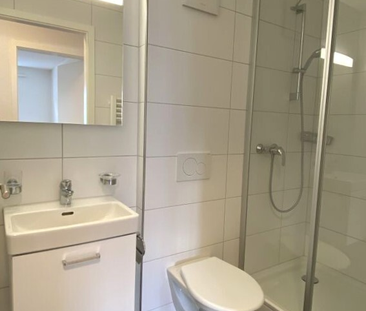 Wohnqualität an zentraler Lage - 3.5-Zimmer-Wohnung mit Balkon - Photo 3