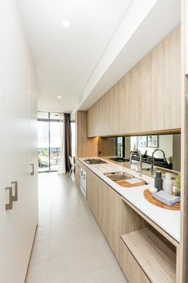 The Melbourne Residences - Unfurnished - Photo 1