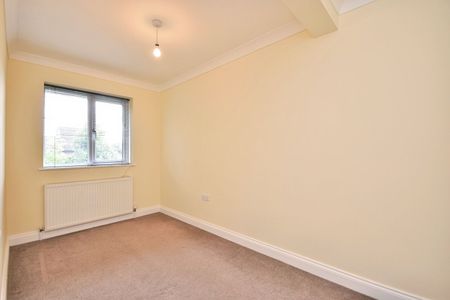 Honeybourne, CM23, Bishops Stortford - Photo 2