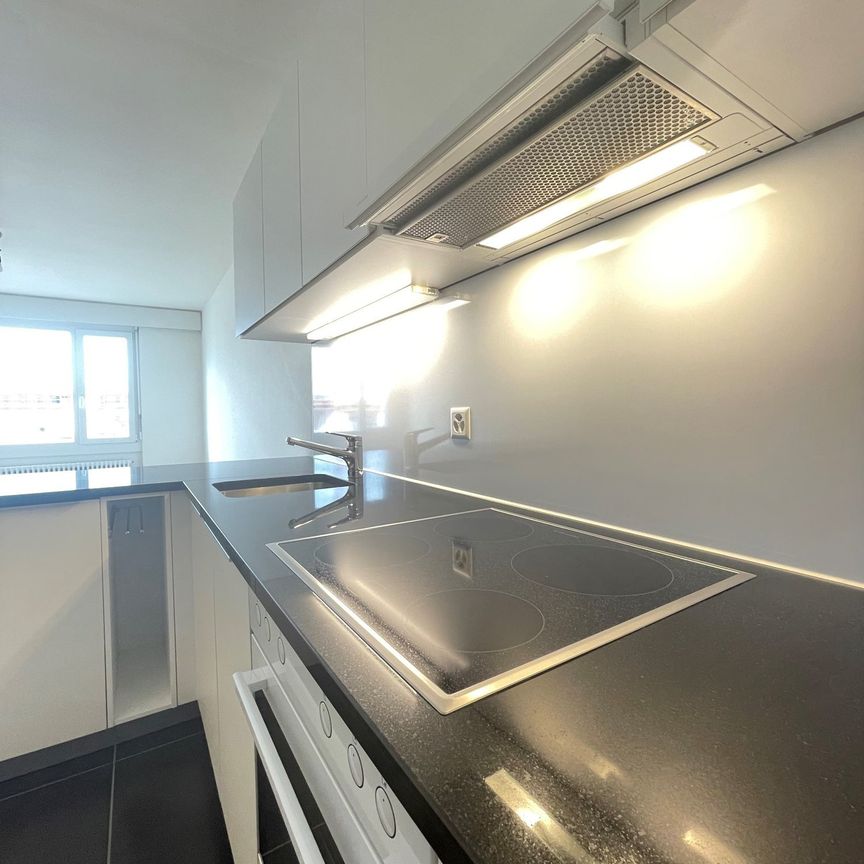 Schöne 2.5-Zimmerwohnung im Stadtzentrum - Photo 1