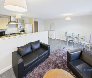 2 bedroom flat to rent - Photo 2