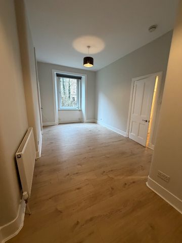 2 Bed Flat, Murieston Terrace, EH11 - Photo 2