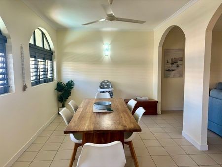 Resort Living in Palm Cove - Photo 5