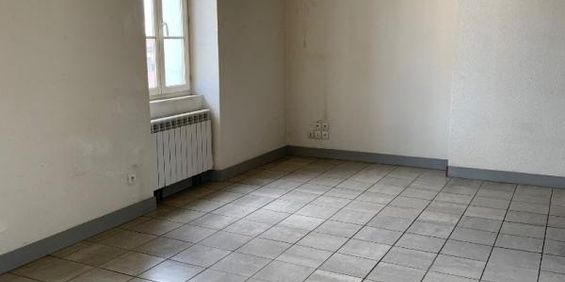Location Appartement 4 pièces 95m² BAZAS 33430 - Photo 3
