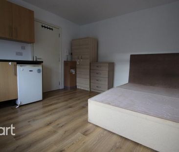1 bedroom semi-detached house to rent - Photo 3